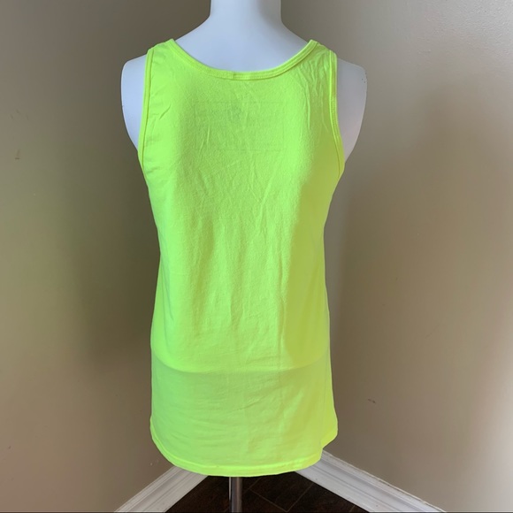 Work Out Tanks x2 - Picture 8 of 9